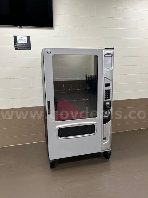 Vending Machine - Elevator ST Glassfront model 3561/3561A-ST5000