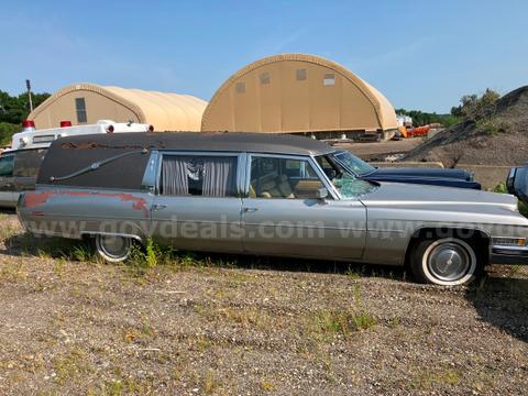 1973 Cadillac Hearse