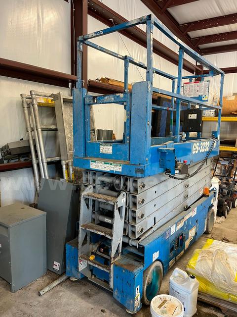 scissor lift