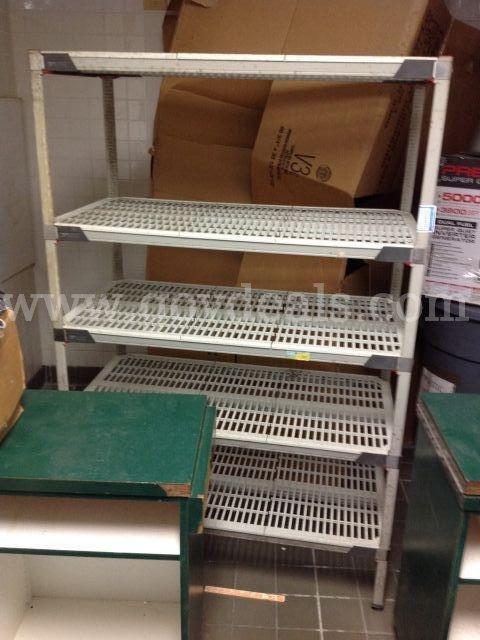 Metro Max Plastic shelving unit