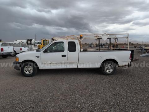 2004 Ford F-150 Heritage XL SuperCab Long Bed 2WD