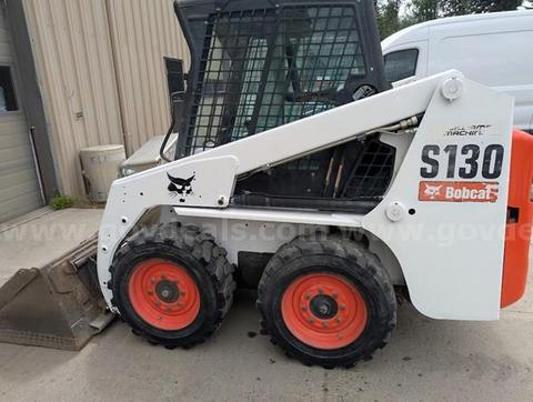 2006 Bobcat skid steer S130 model 8746hrs