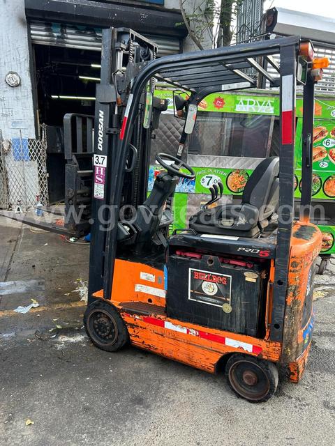 Doosan BC15S-5 Forklift 48v
