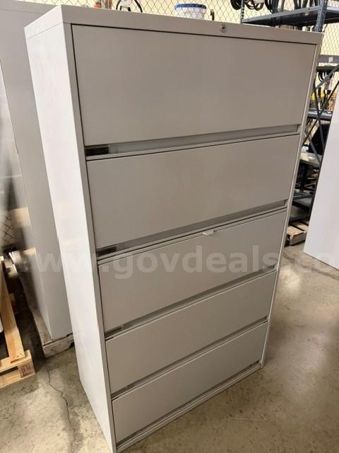 USED - SOLD AS IS - LOT OF 3 SMALL FILE CABINETS