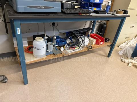 Lab Bench