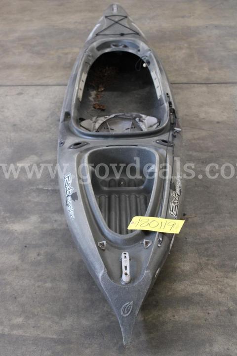 Old Town Vapor 12XT Angler Kayak