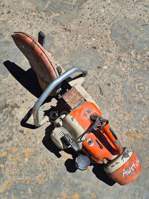 Stihl demo saw