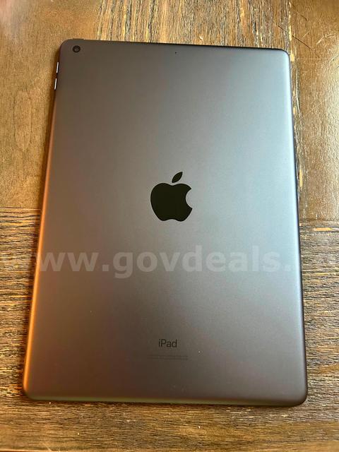 #2 Apple iPad (7th Generation) - Space Gray - With Heavy-Duty OtterBox Defender Cas