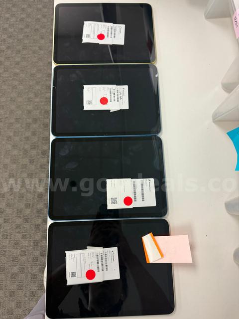 Lot of 4 iPad 10s - Need Repair