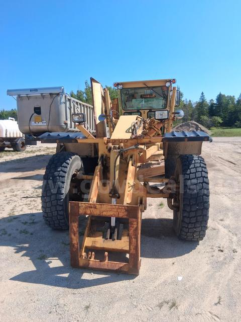 1989 Caterpillar 140G Motor Grader