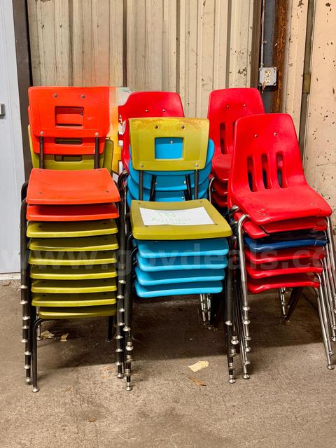 Plastic chairs - BROKEN