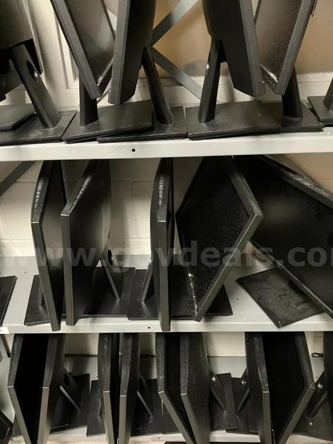 Dell Monitors mix of 19" & 20" Quantity 25