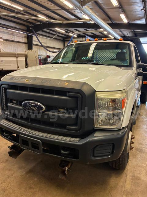 2012 Ford F-350 Flatbed Truck