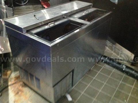 Glas-Tender Mdl ST48-SF Reach-In cooler