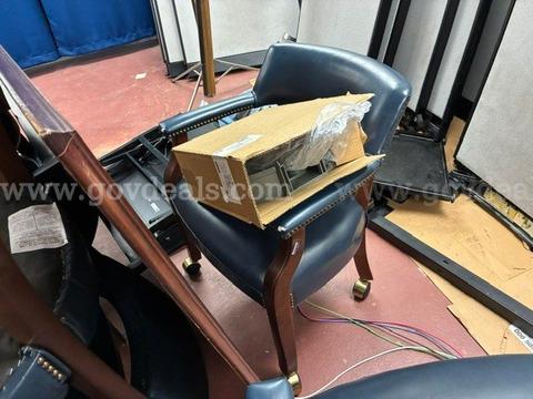 Conference table w/chairs