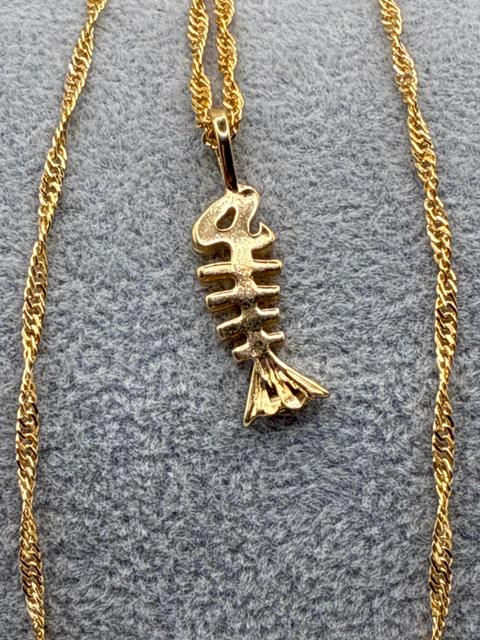 Gorgeous, Real 24k Gold Filled, 22”  Whisper Necklace With Fish Bone Pendant