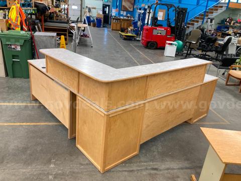 Front Counter/Desk