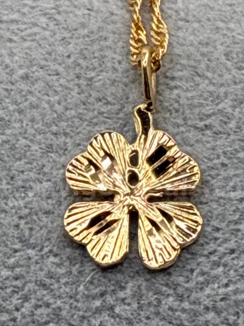 Gorgeous, 24k Gold Filled, 22”  Figaro Necklace With Clover Pendant