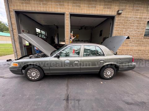 2004 Ford Crown Victoria