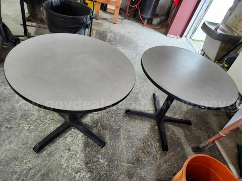 2 Round Tables