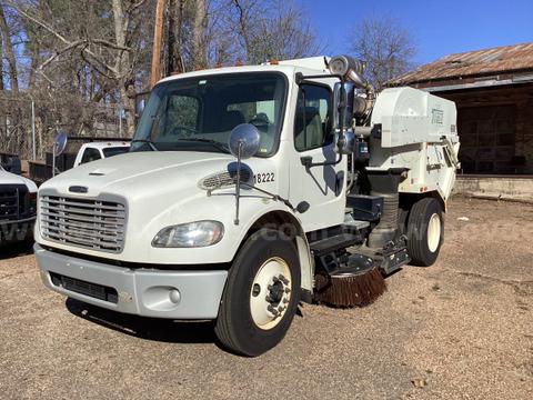 2019 Freightliner M2
