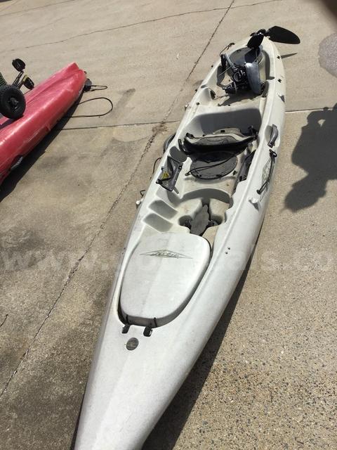 KAYAK #2, MIRAGE REVOLUTION 13 (WHITE)