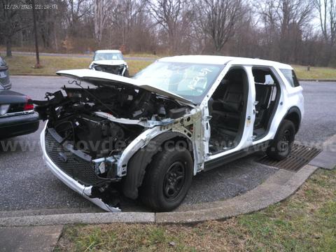 2025 Ford Explorer-No Key