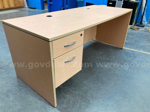 Pressboard Desk with 2 locking drawers(no key)