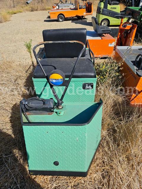 Taylor Dunn Cart