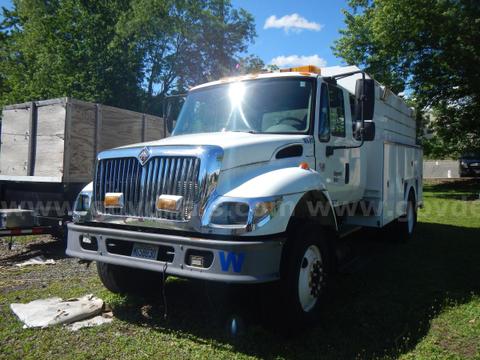 2004 International 7400
