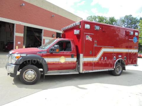 2015 Ford F-450 SD Horton Ambulance