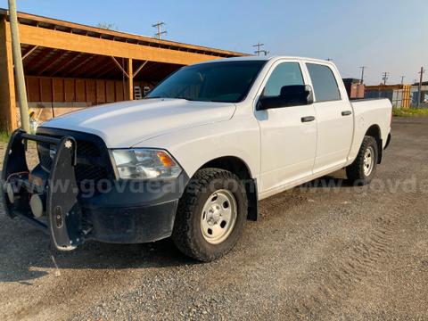 2015 RAM 1500 4WD White PICKUP 4-DR, - 5.7L V8 OHV 16V Engine