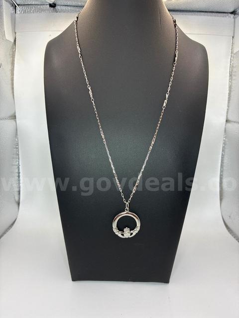 Beautiful Rhodium Clad (Silver), 20β Dainty Rolo Necklace W/Claddagh Pendant
