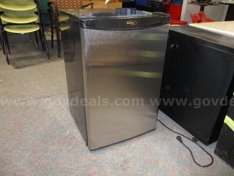 mini fridge