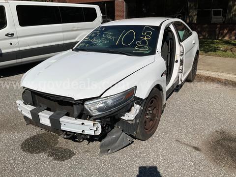 2019 Ford Taurus - Junk Title