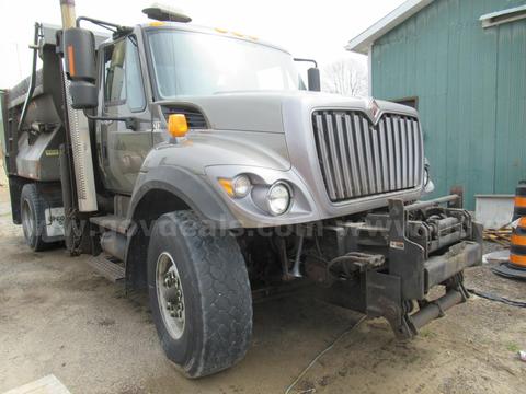 2009 International 7400 Plow Truck