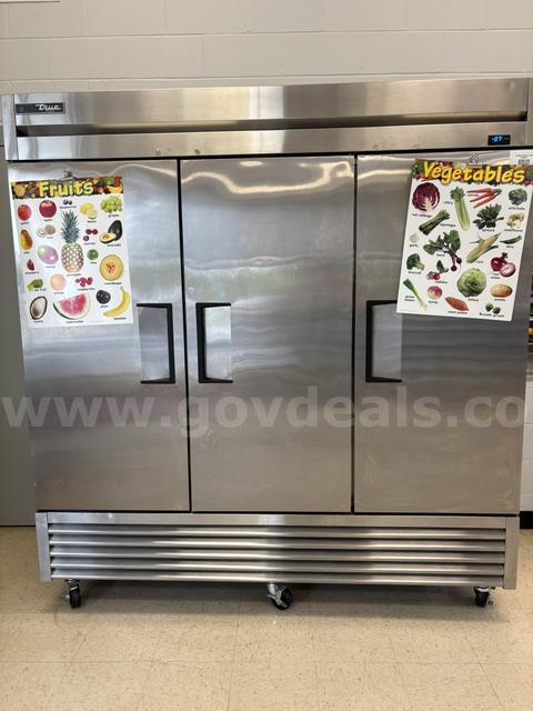 True Refrigeration 3-Door Upright Freezer