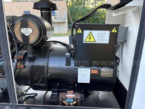 90kw trailer mounted generator