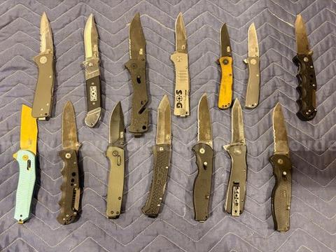 lot of 14 SOG brand knives