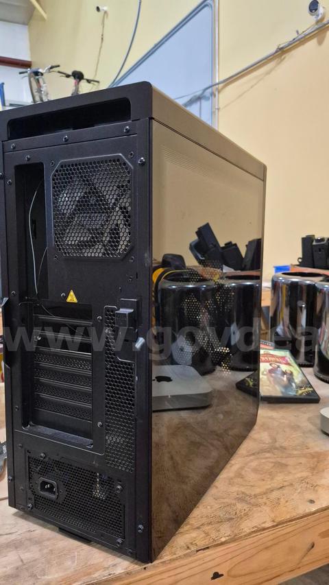 Acer Predator Case with Power Supply & Fans