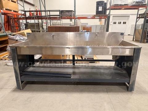 large 8ft sink **local pickup only**