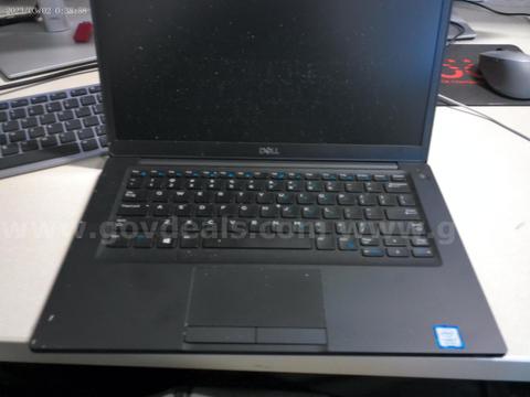 POWERED ON  LAPTOPS - 15 units