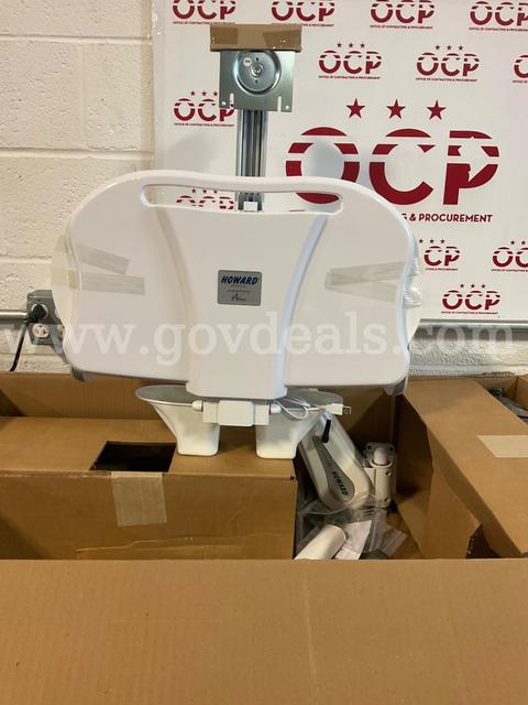 Lot of 4 Howard Medical Wall Mounts