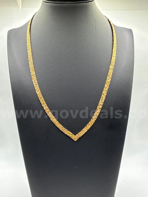 Beautiful, 18β Diamond-Cut Chevron Necklace, 24K Real Gold Filled.