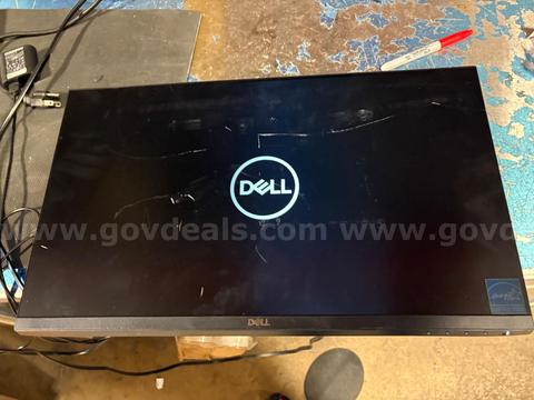 DELL MONITORS - 35 UNITS (POWER ON)