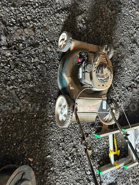 LAWN MOWER