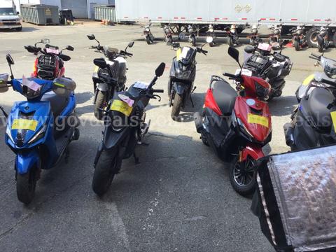 Gas Powered Mopeds - Lot of 5