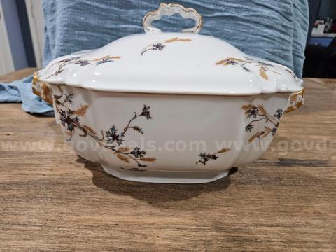 2 PIECE SET - Antique French Porcelain Haviland Limoges Covered Casserole Dish w/ Gold Gilt Handles