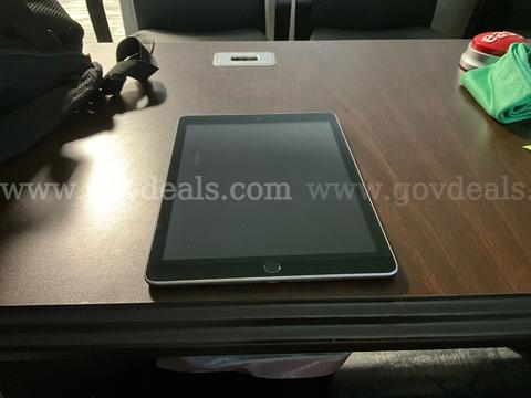 iPad (5th Gen) A1822
