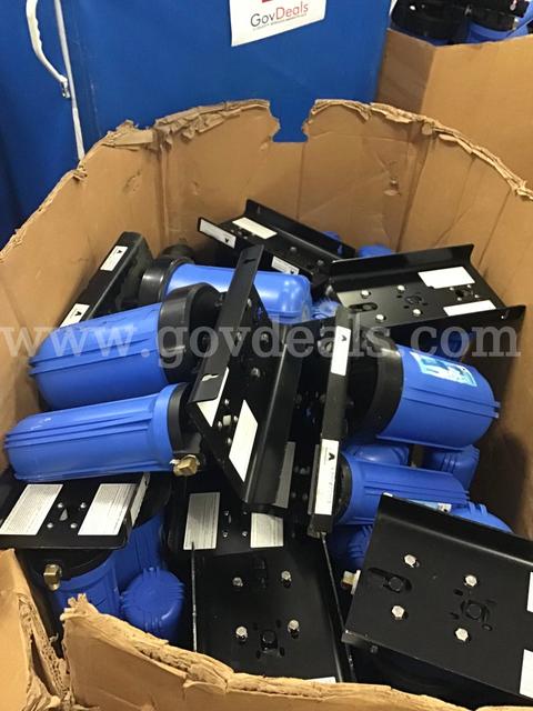Lot of 25 Waterdrop Water Filter - (PARTS ONLY)